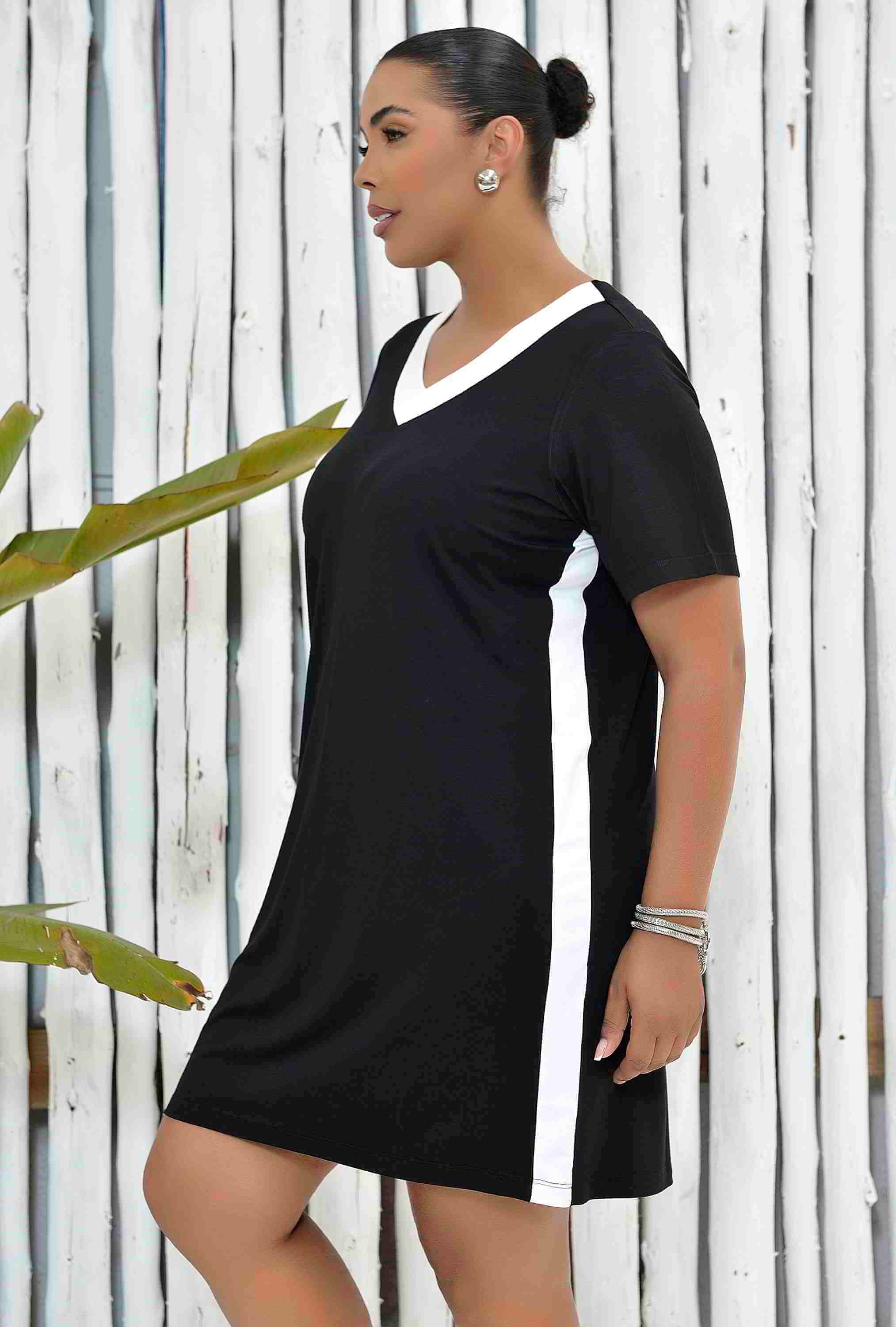 Decote V Vestido Listrado Plus Size Vestido Listrado Colorido Em