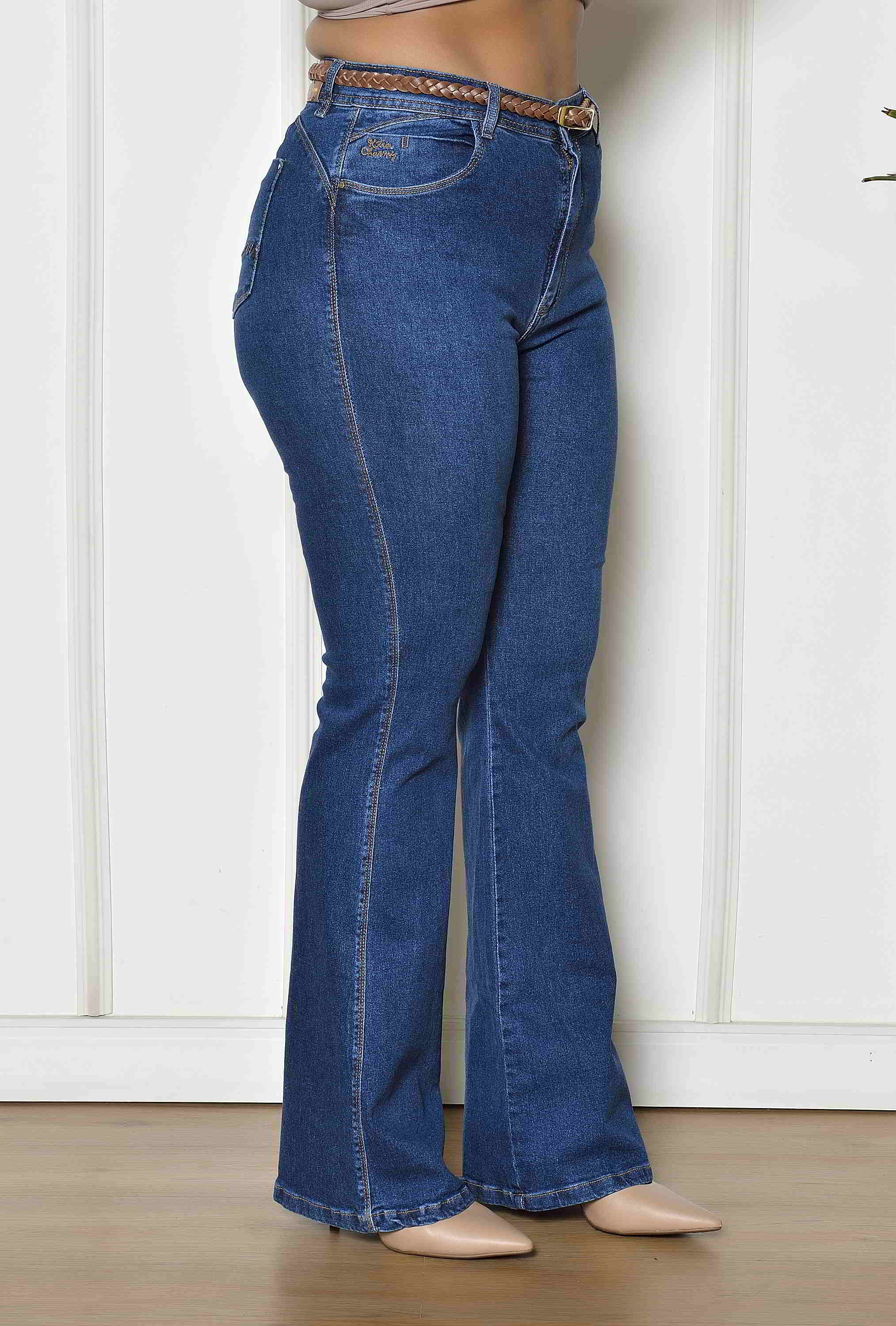 Calça Plus Size Flare Jeans: Estilo Elegância Mania Brasil
