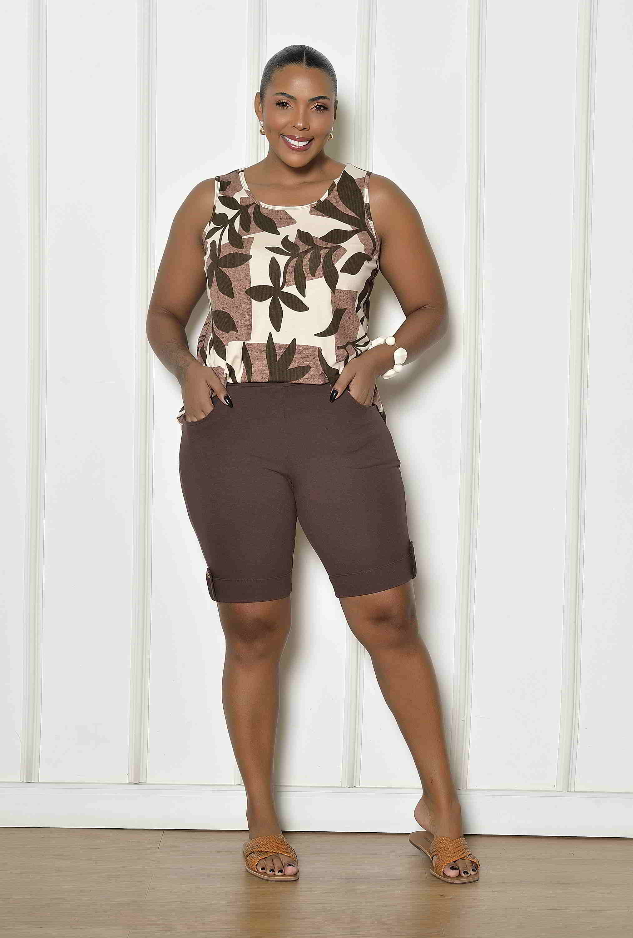 Bermuda Plus Size Julia - Versatilidade para Mulheres Modernas