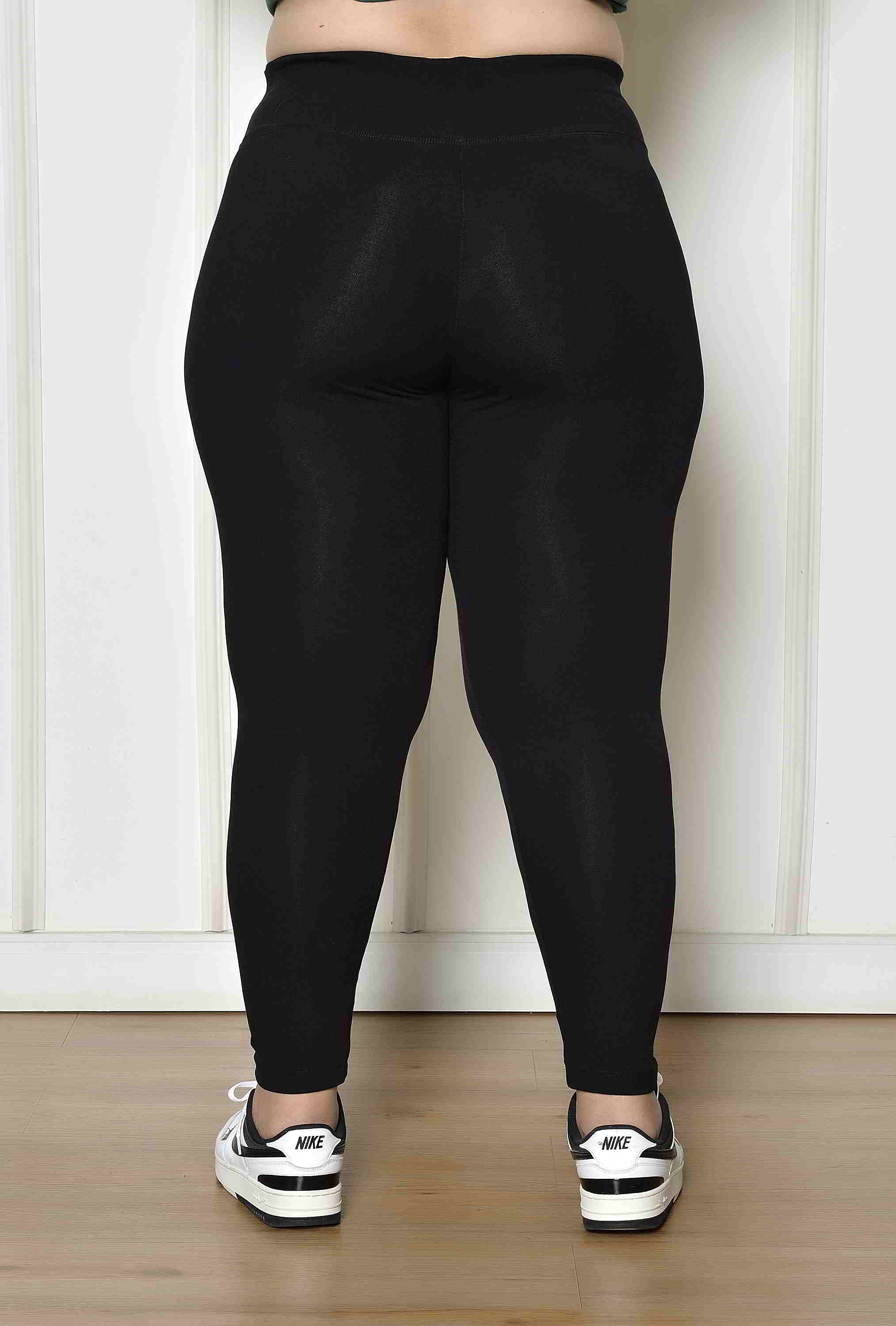 Legging Plus Size Preta Fitness | Cintura Alta | Conforto e